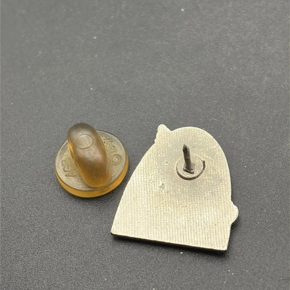 Skagway Alaska Hikers Lapel Hat Pin‎